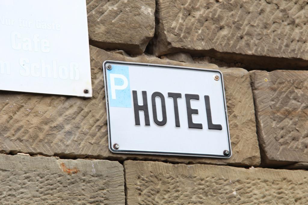 Hotel Am Schloss Neuenstein Ngoại thất bức ảnh